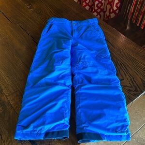 Kids snow pants. Size 6.
